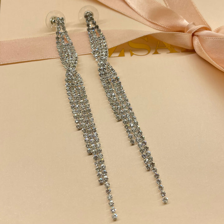 Elegant fringe earrings