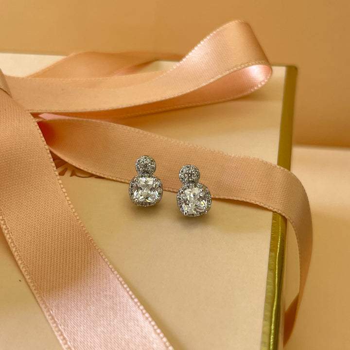 Double zircone studs