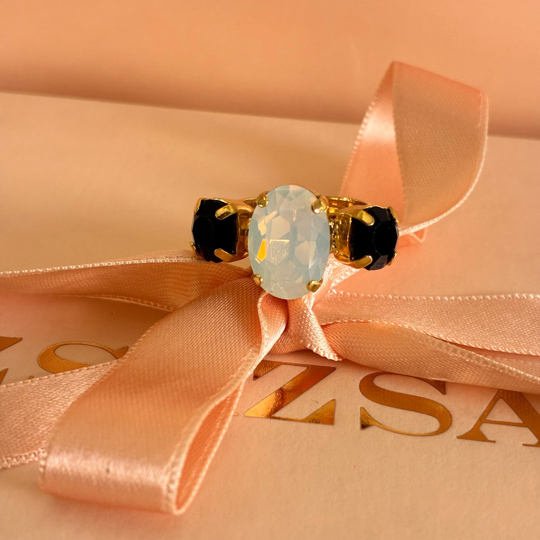 Black and white preciosa crystals set