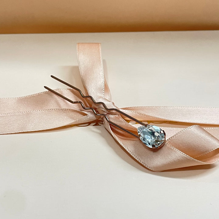 Rose gold or gold pin