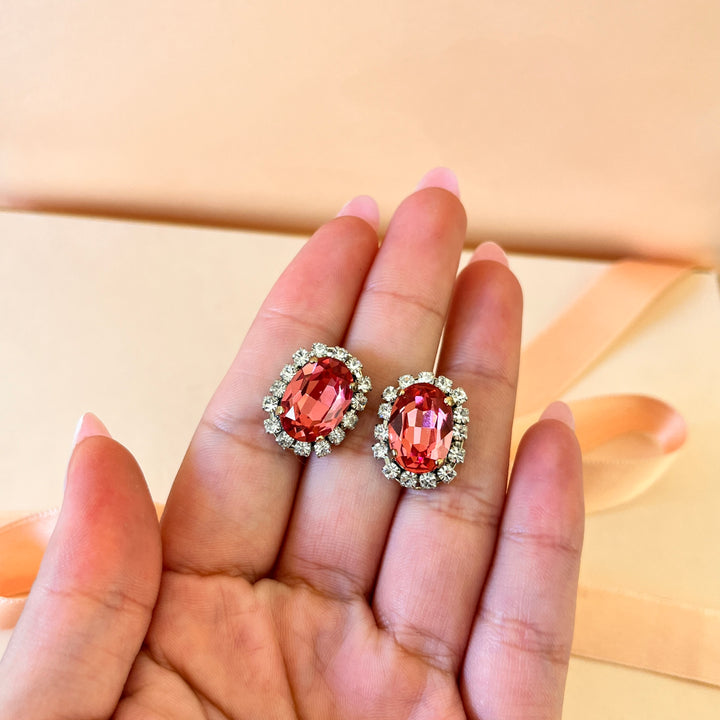 Fuchsia Swarovski crystals set