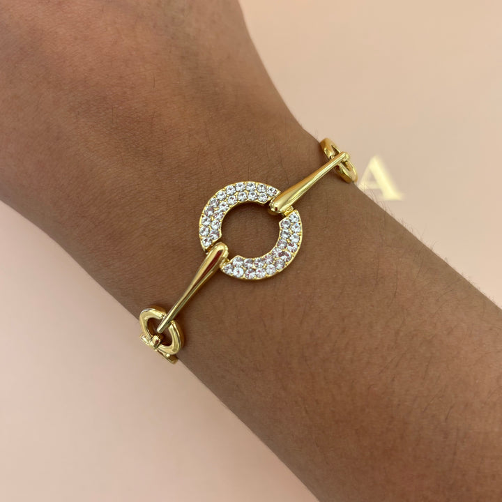 Dainty bracelet