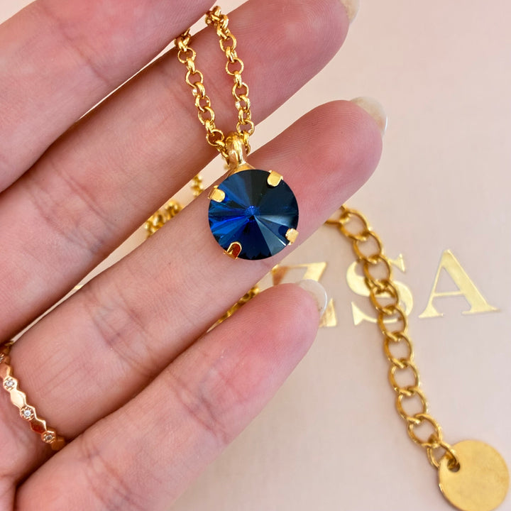 Round navy blue preciosa crystals set