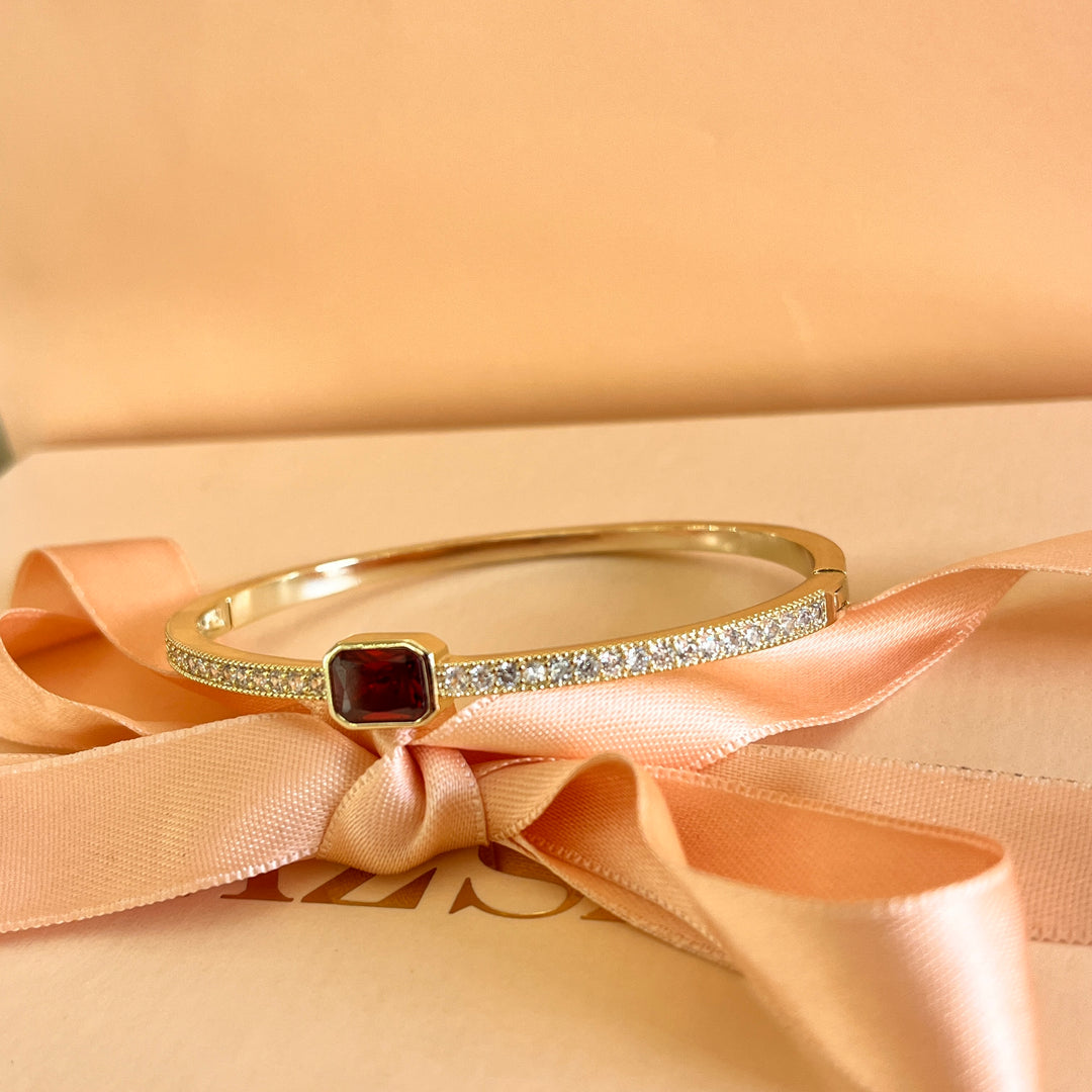 Dark red zircone bangle