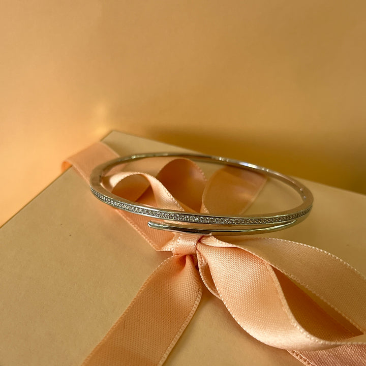 Silver zircone bangle