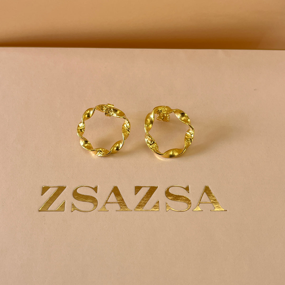 Twisted circle gold handmade set