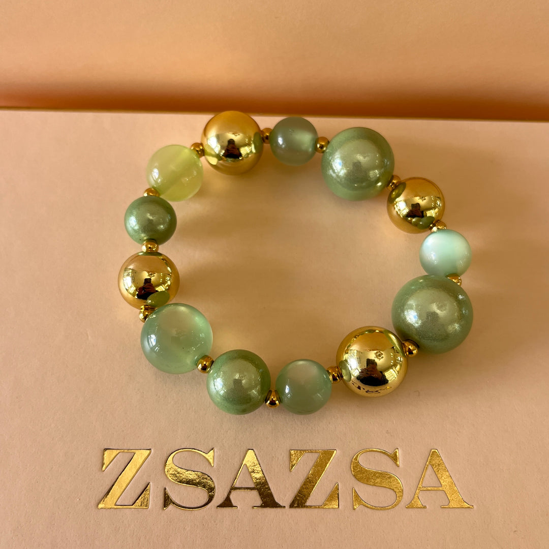 Light green resin sets