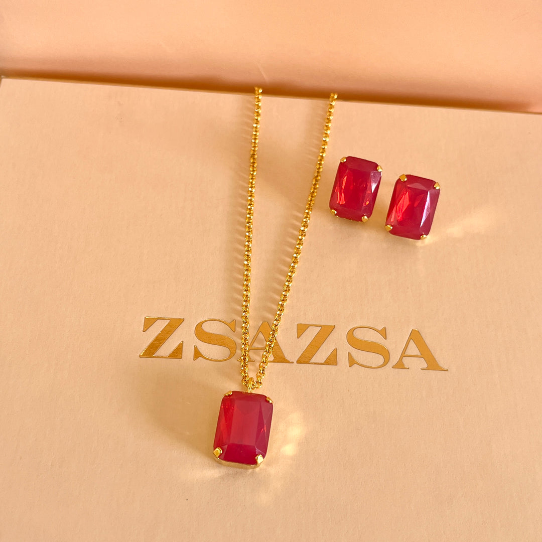 Coral rectangular preciosa crystals set