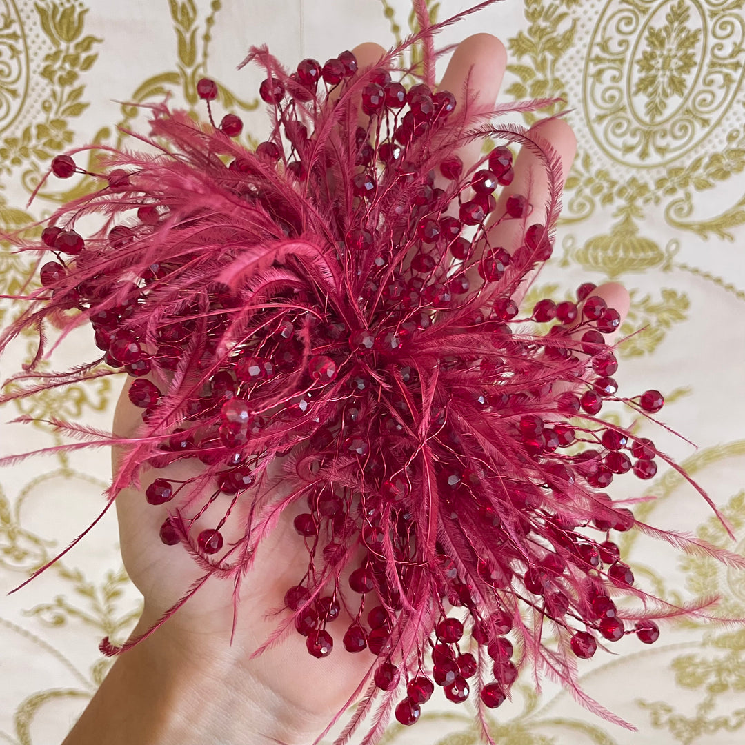 Dark red feathers headpiece