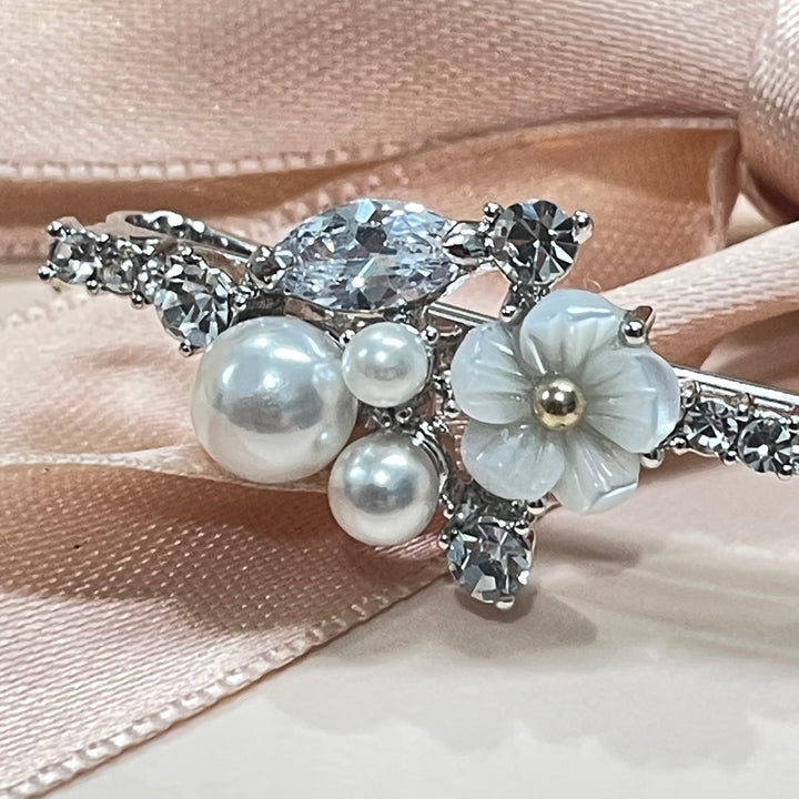 Mother of pearl flower hair clip