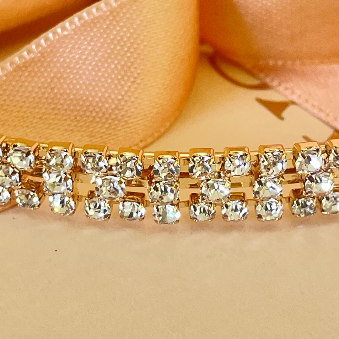 Dainty gold headband