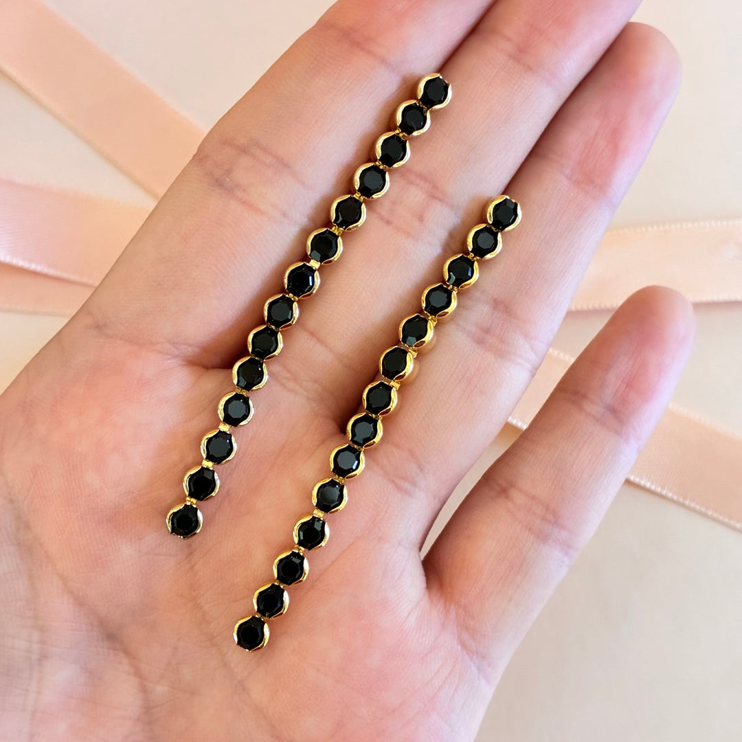 Black preciosa crystals long earrings
