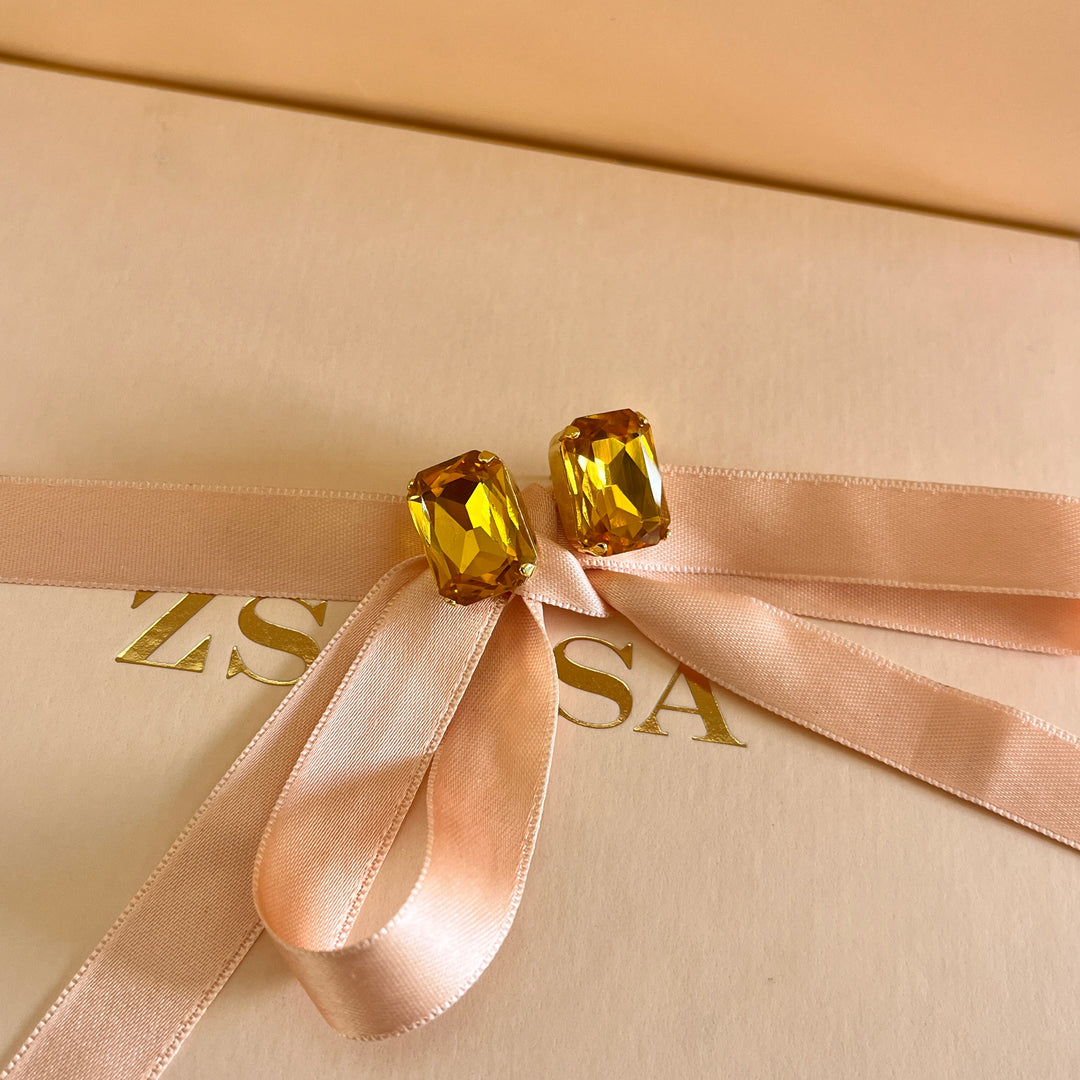 Rectangular yellow Swarovski crystals set