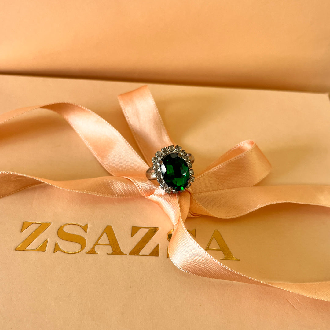 Dark green oval preciosa crystal ring