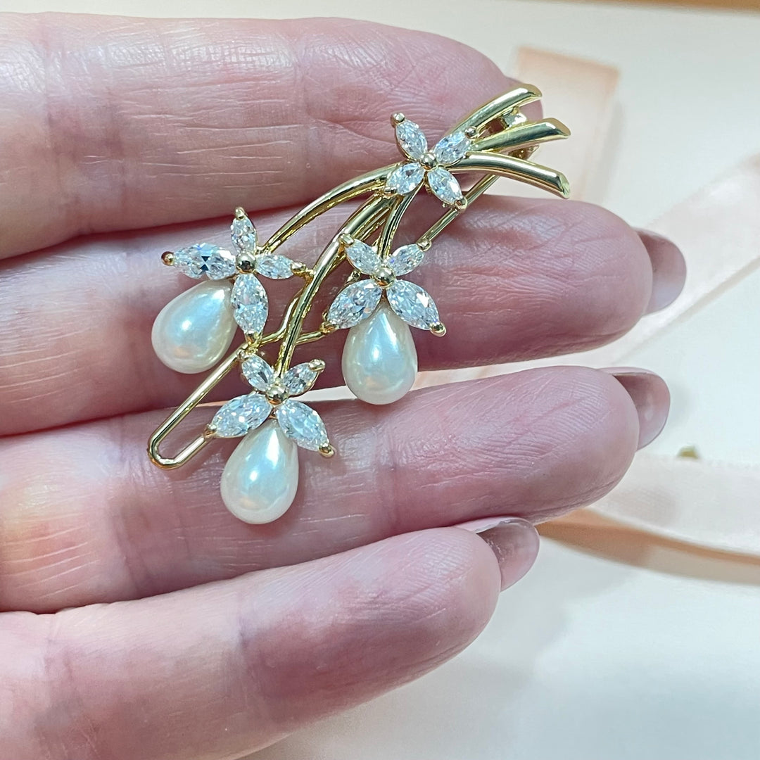 Gold Teardrop pearl cubic zircone hairclip