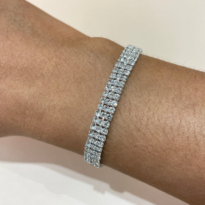 Tennis bracelet