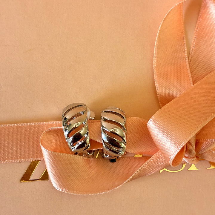 Plain clip on half hoops