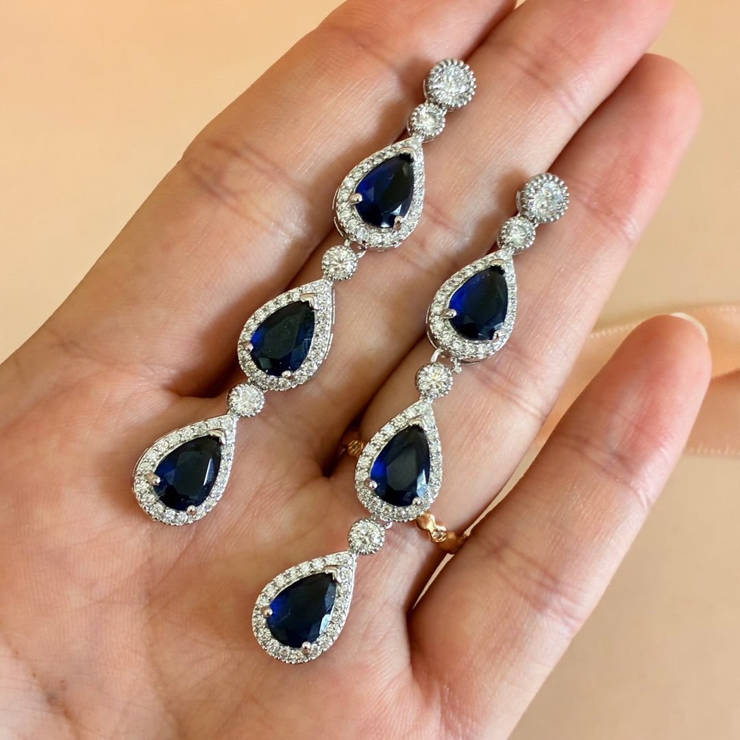 Teardrop navy blue zircone long earrings