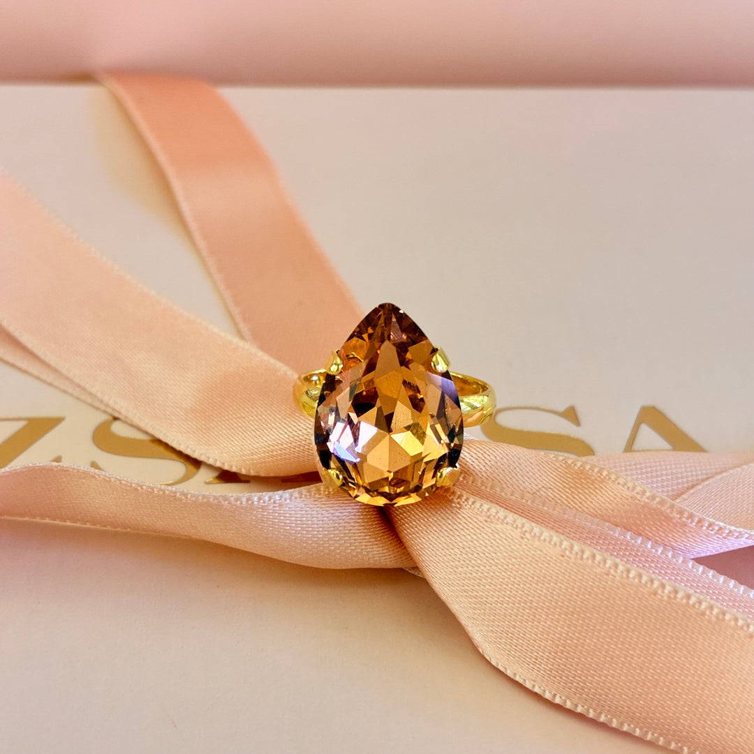 Teardrop Peach Preciosa crystals gold plated set