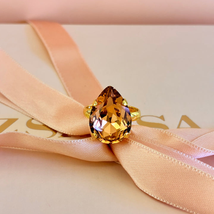 Teardrop Peach Preciosa crystals gold plated set