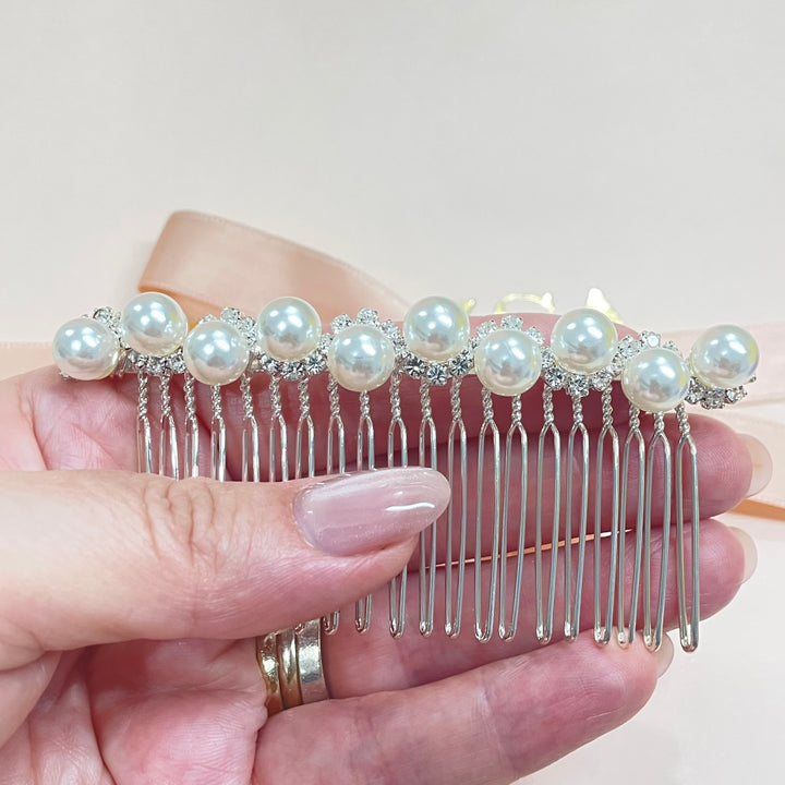 silver and pearl simple hair comb