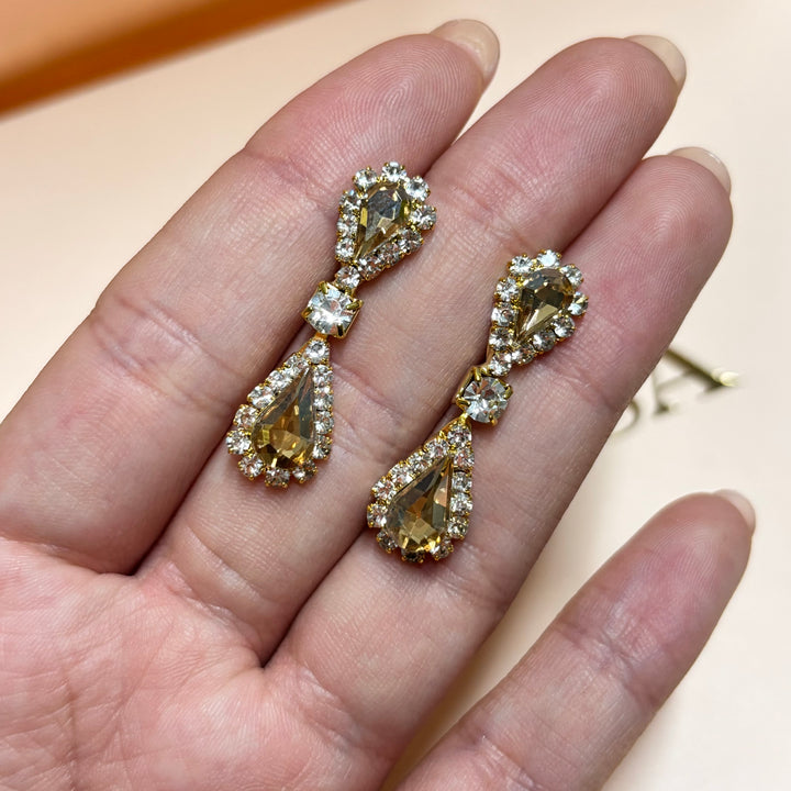 Teardrop bronze rhinesonte set