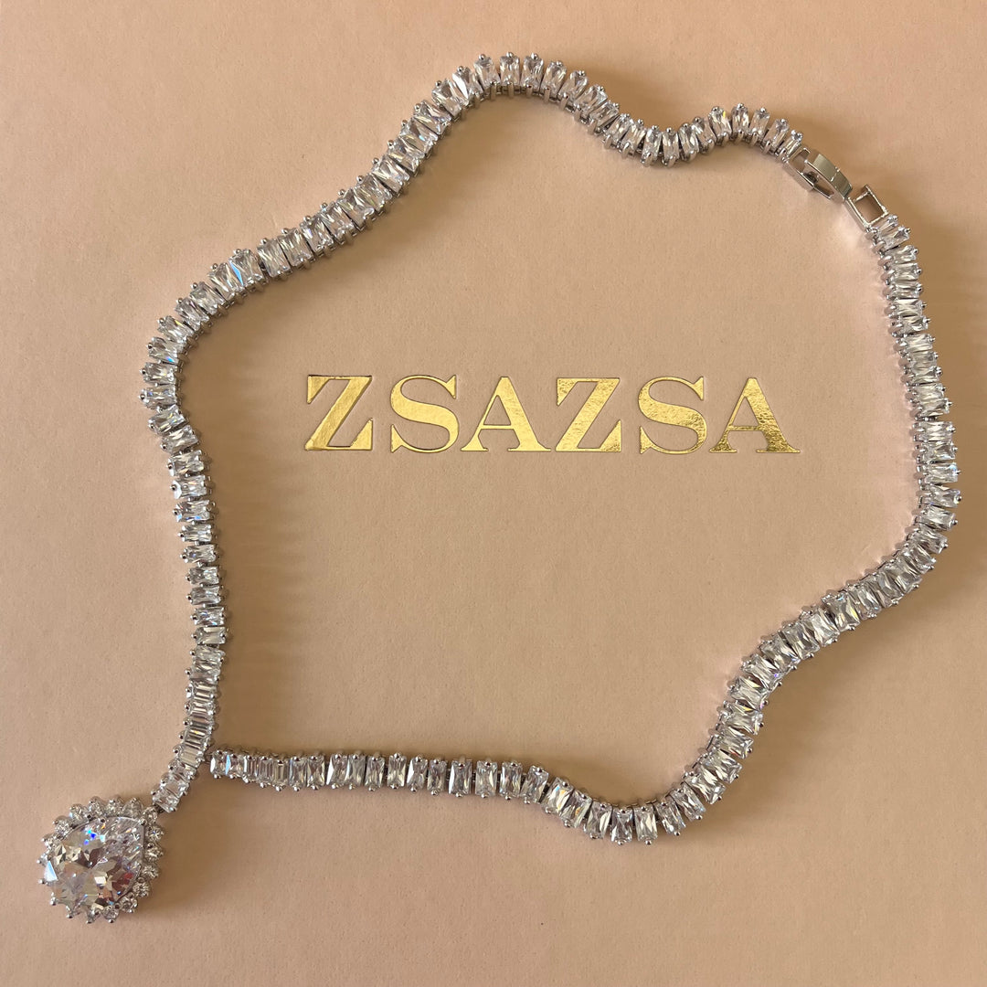 Silver zircone teardrop necklace