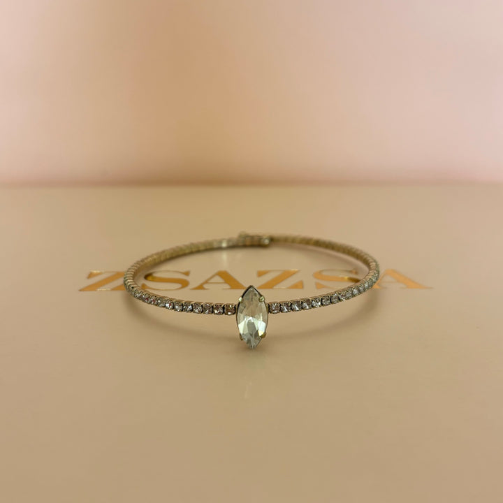 Dainty bangle