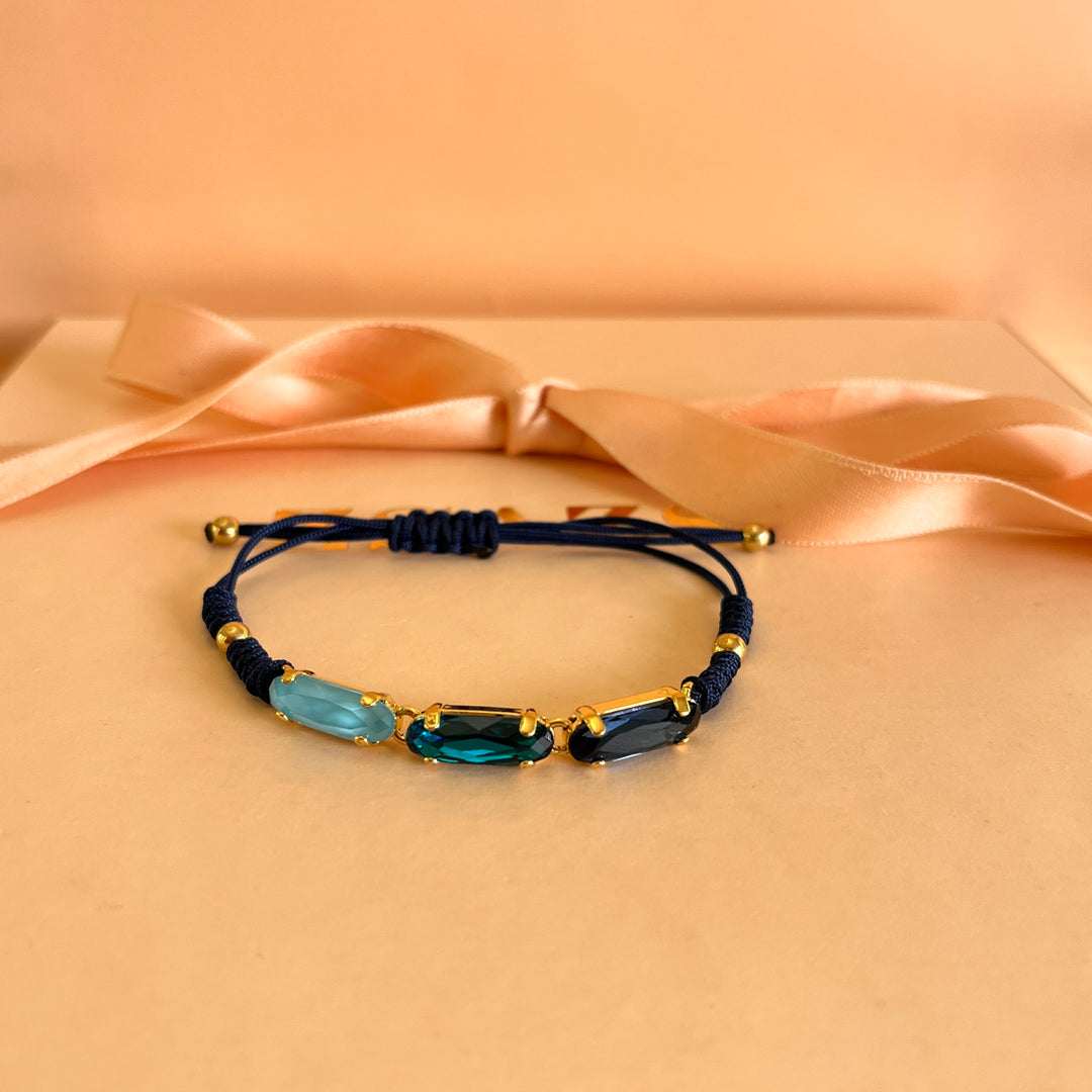 Elegant Blue Swarovski crystals earrings and bracelet