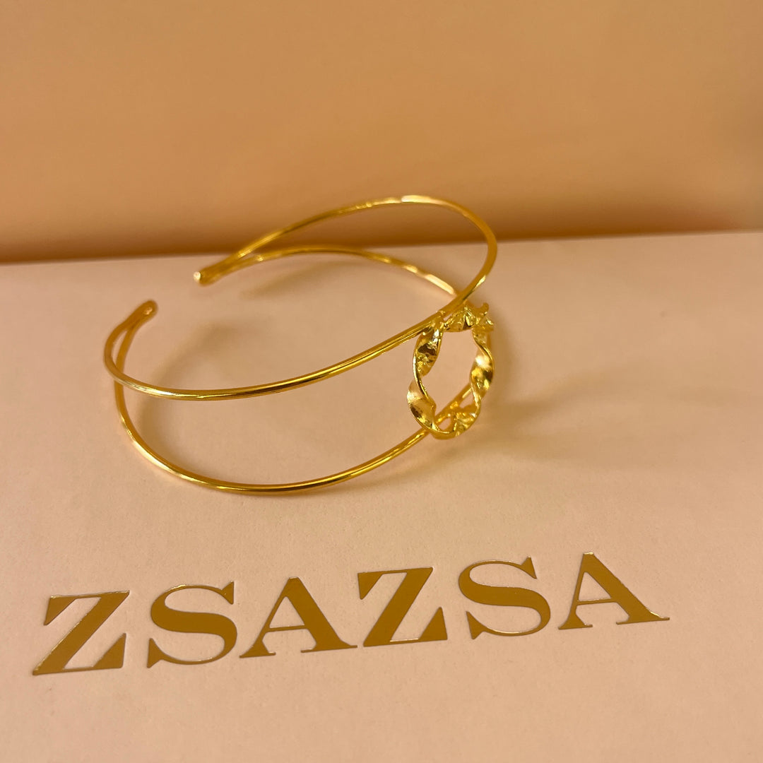 Twisted circle gold handmade set