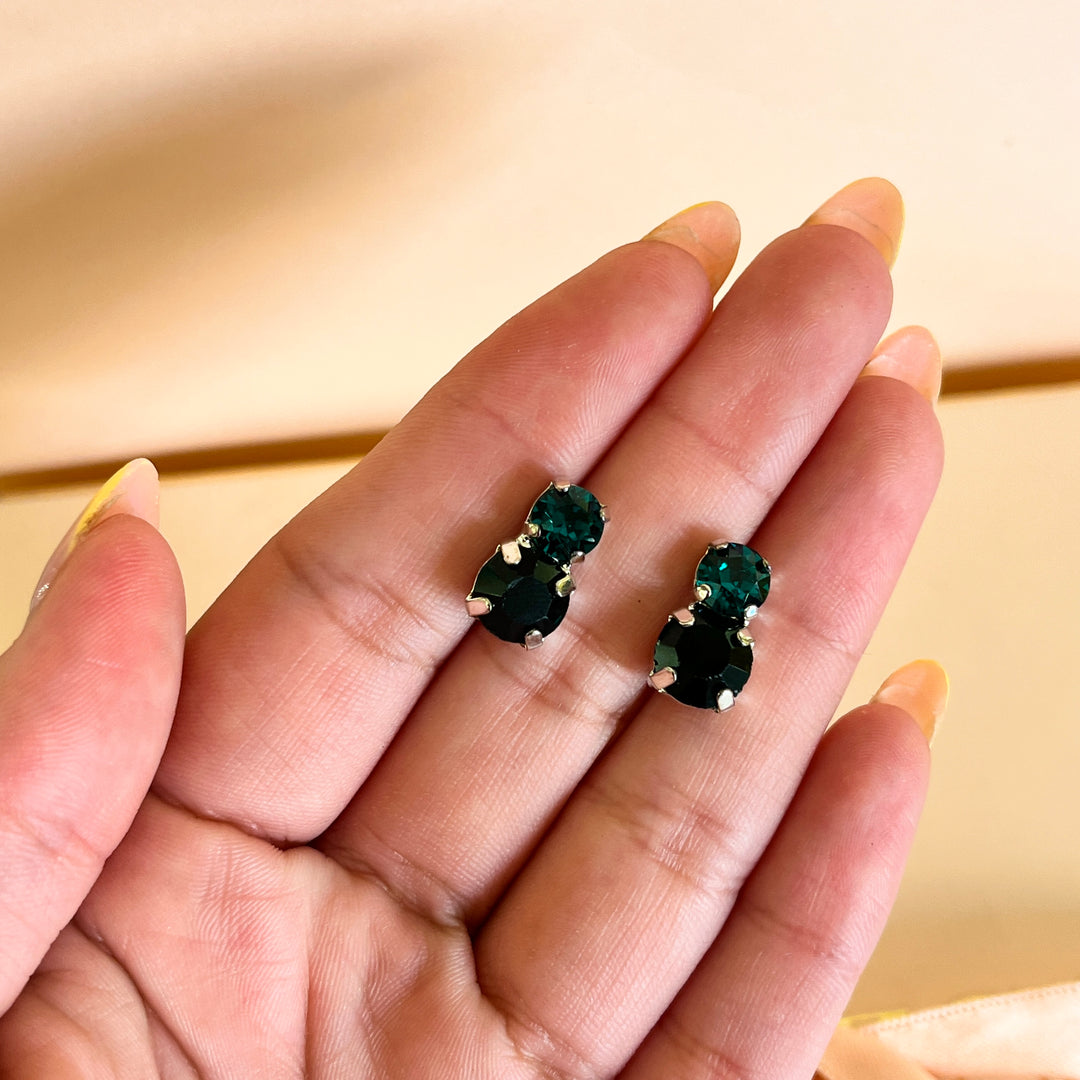 Dark green preciosa crystals studs