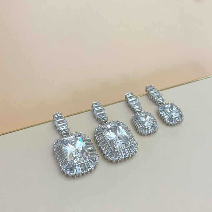 Silver zircone square earrings