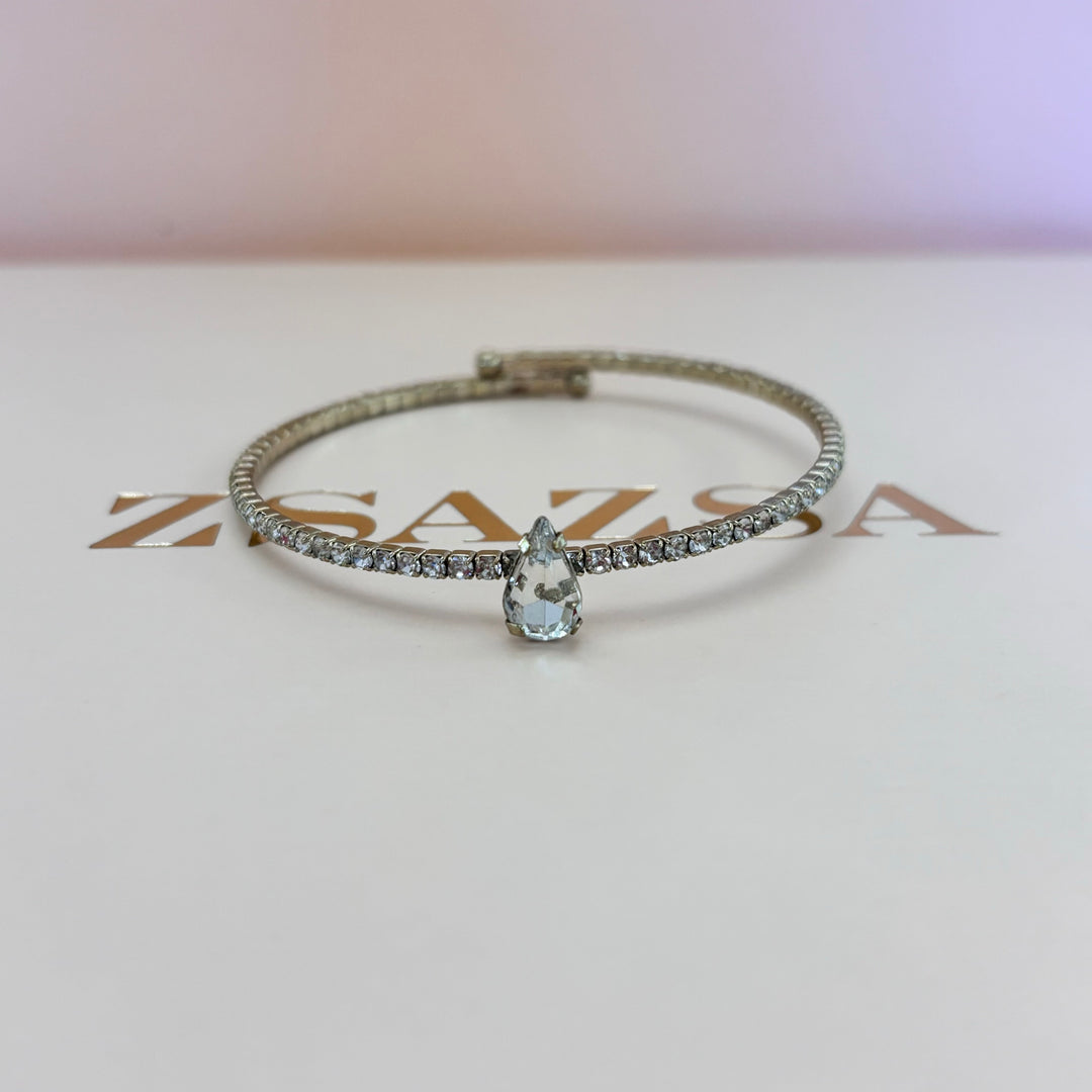 Dainty bangle