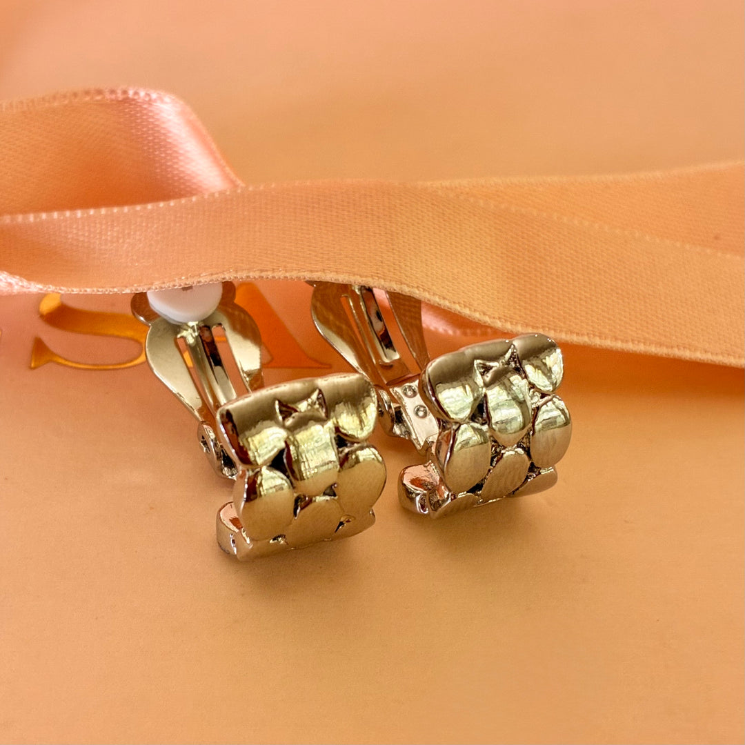 Half texture silver hoops clip on earrings