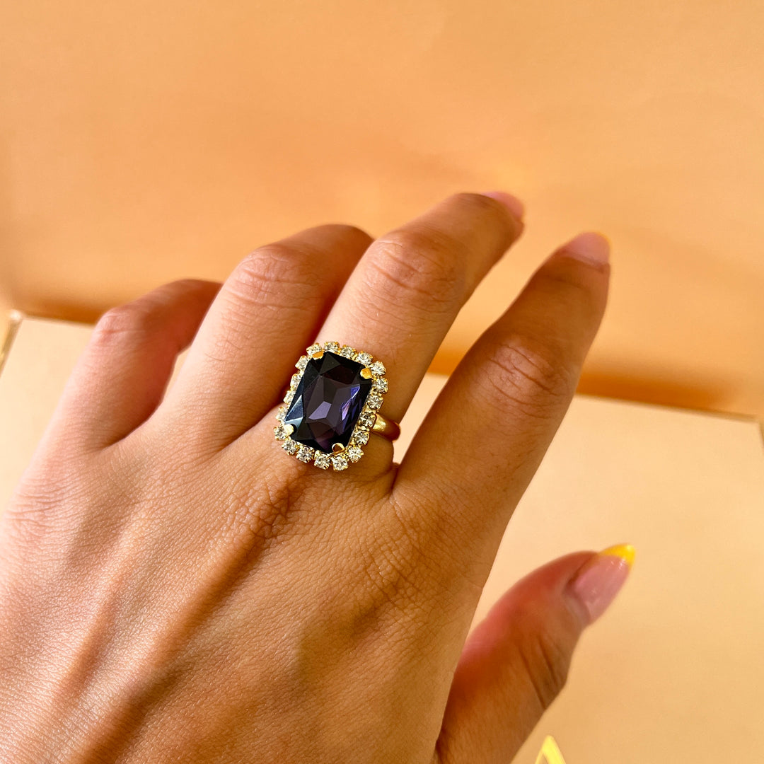 Purple rectangular Preciosa crystals pendant and ring