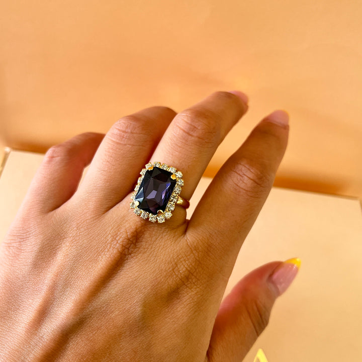 Purple rectangular Preciosa crystals pendant and ring