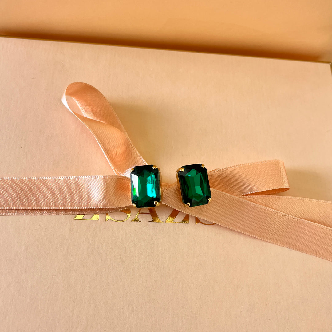 Dark green rectangular preciosa crystals studs and ring