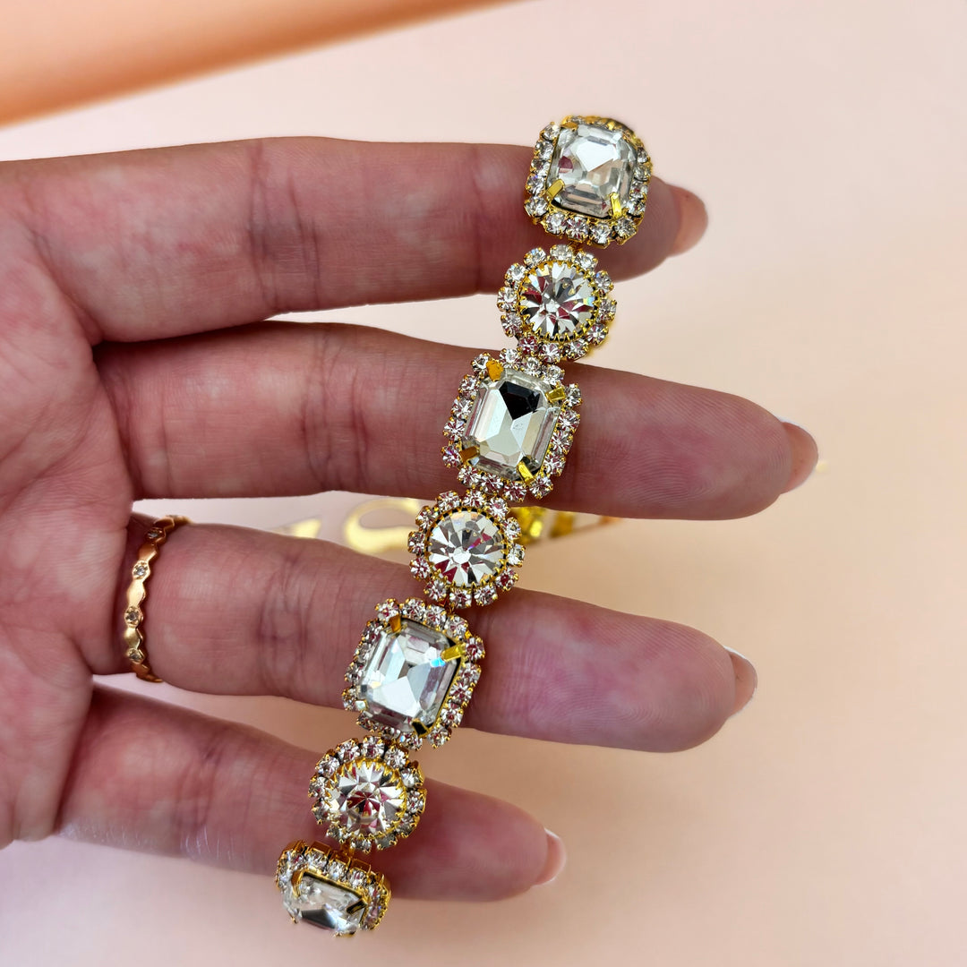 Elegant rhinestone bracelet