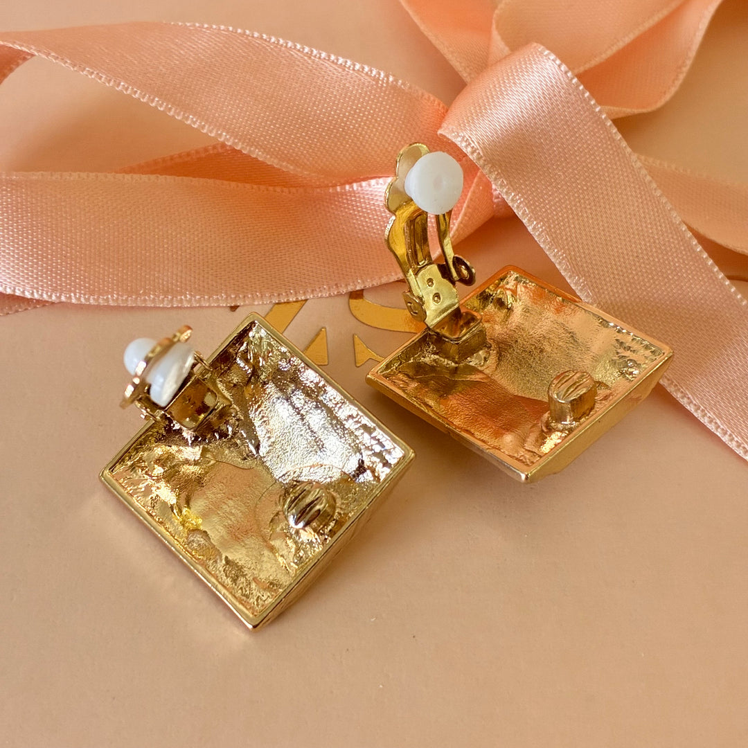 Square texture clip on earrings