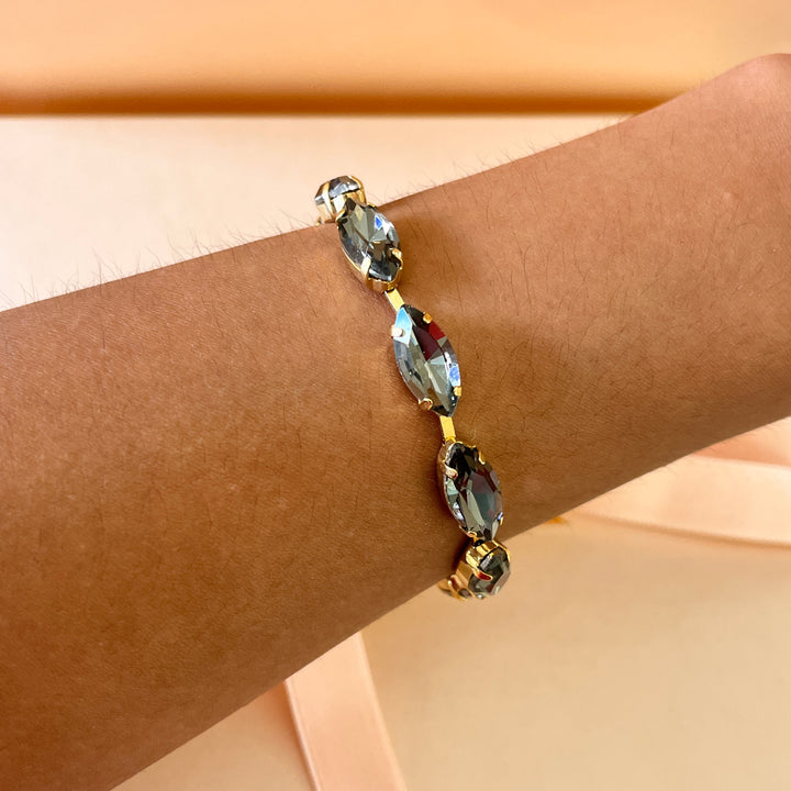 Grey marquise preciosa crystals bracelet