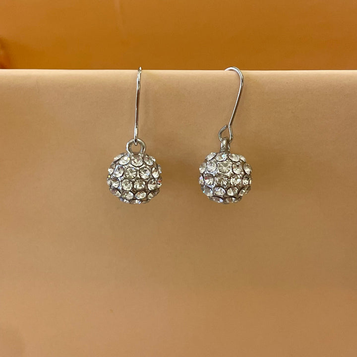 Grey pearls and rhinestone set