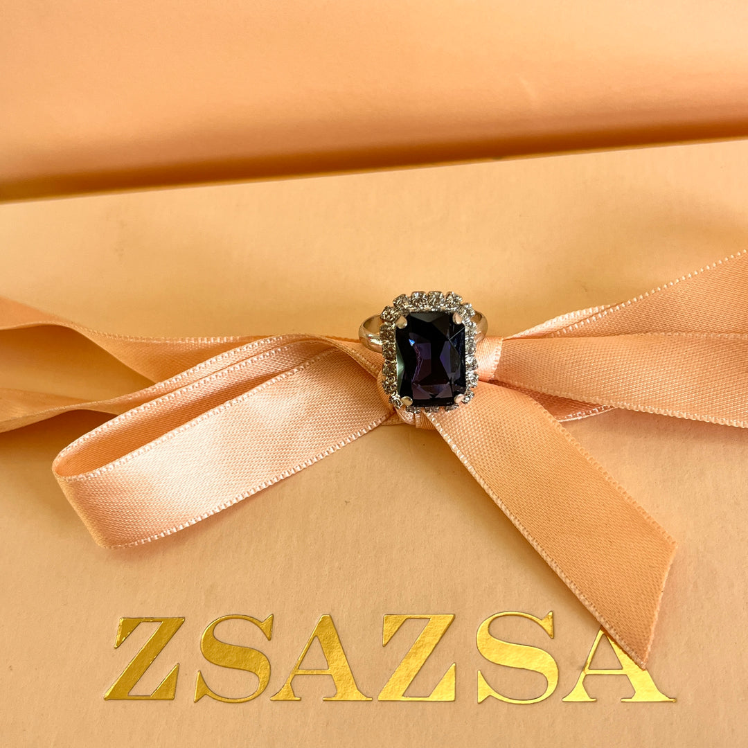 Purple rectangular Preciosa crystals set