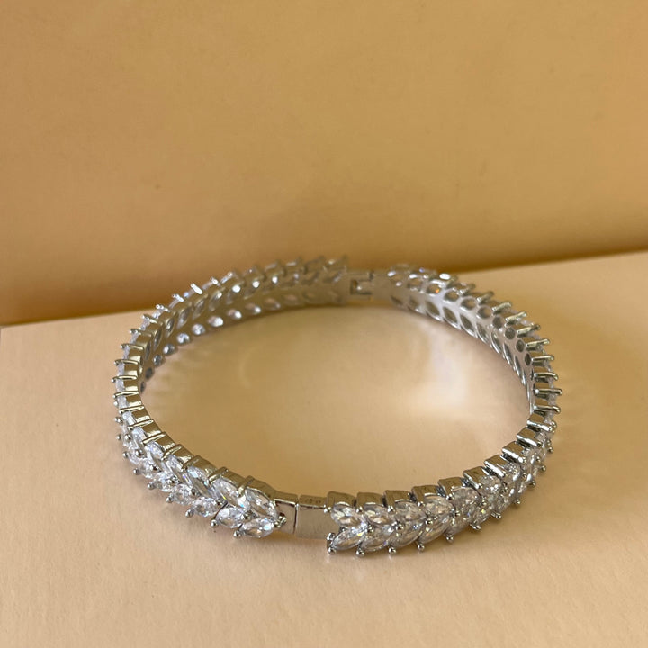 Marquise zircone bangle