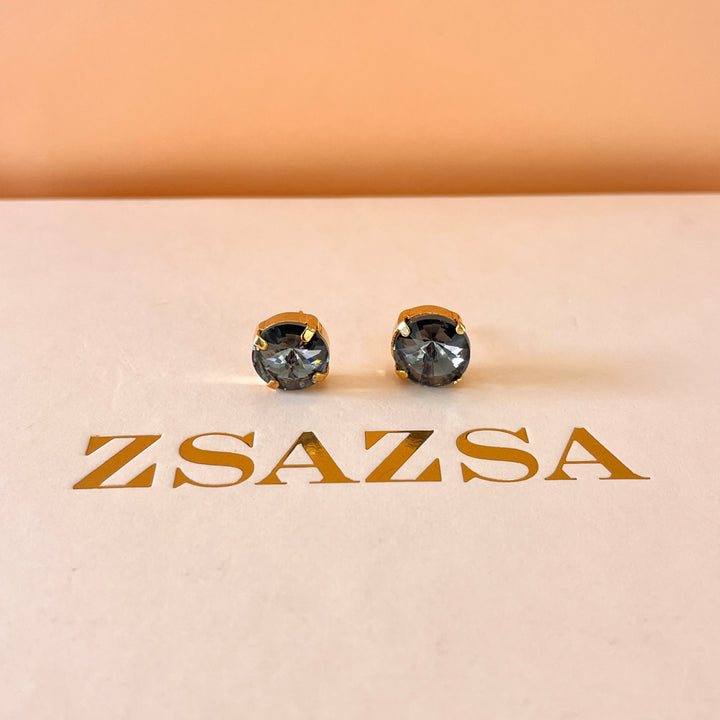 Grey round preciosa crystals set