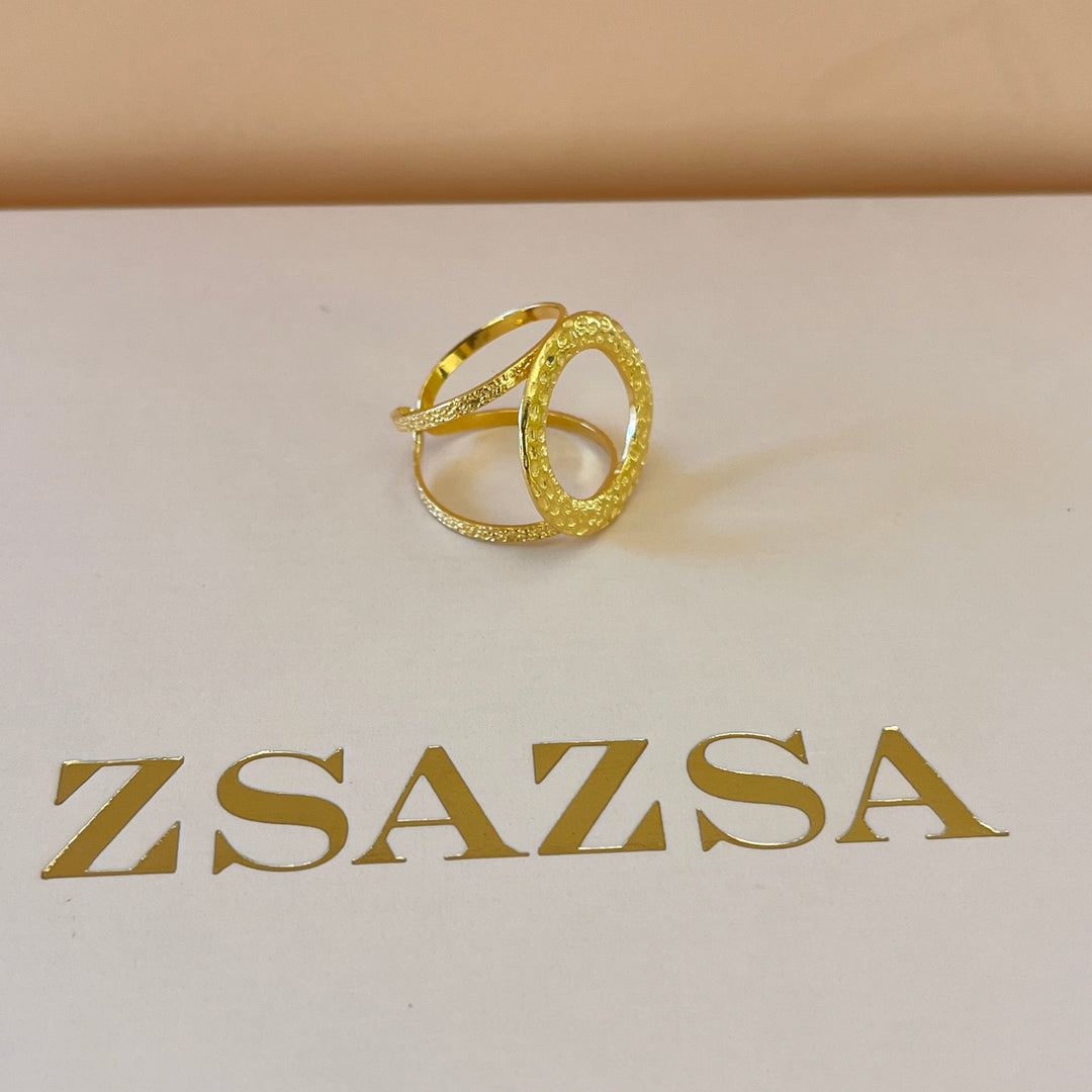 Round gold handmade set