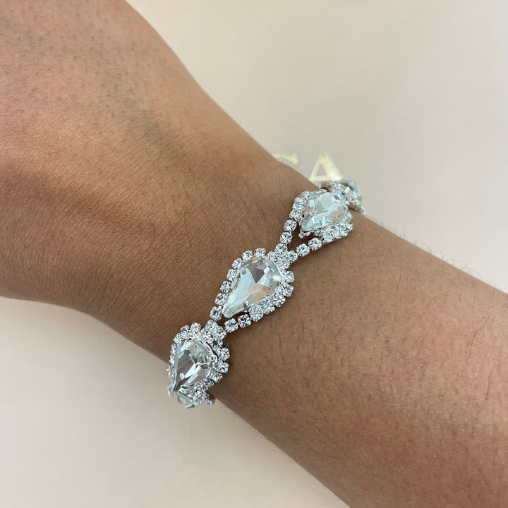 Teardrop bracelet