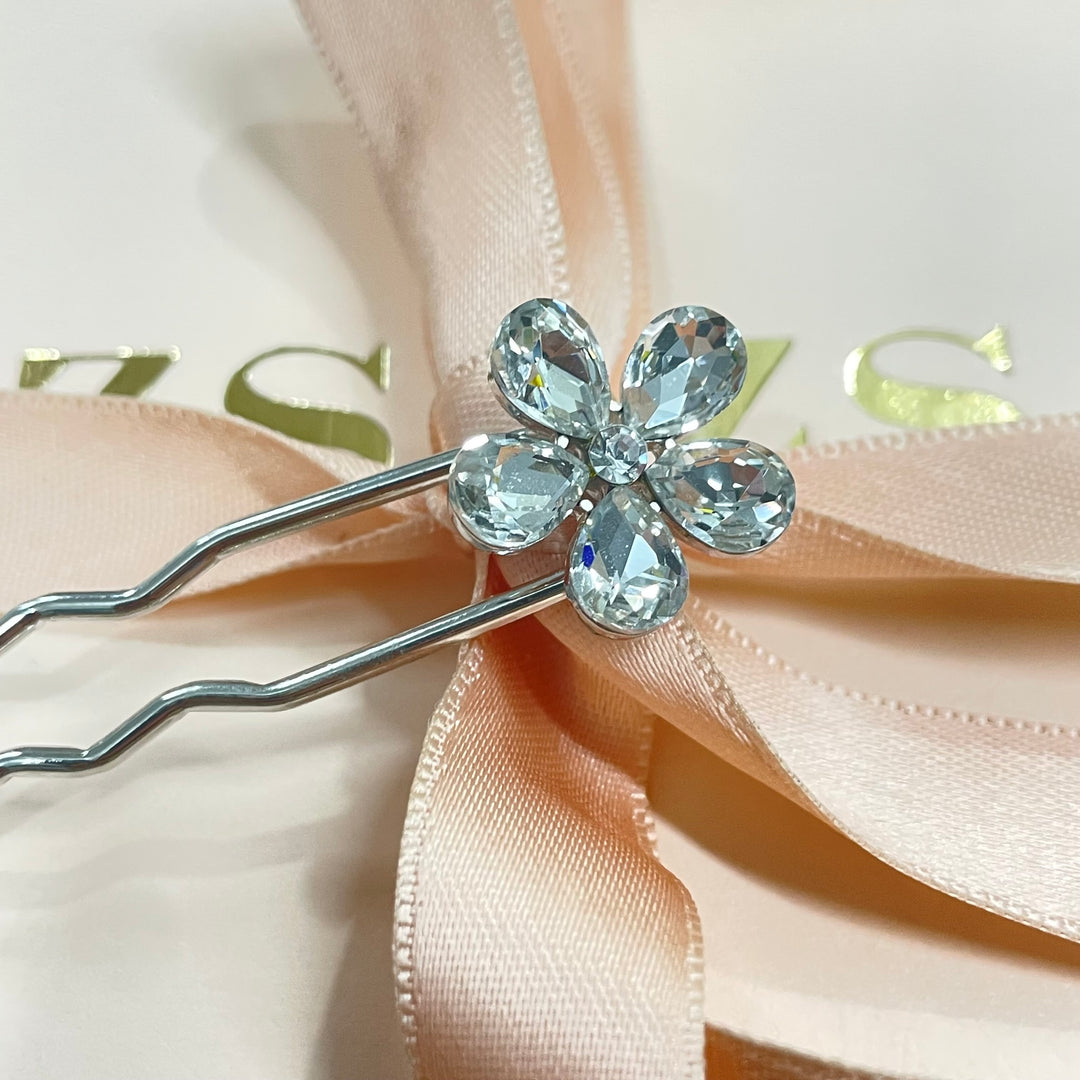 Flower Swarovski pin