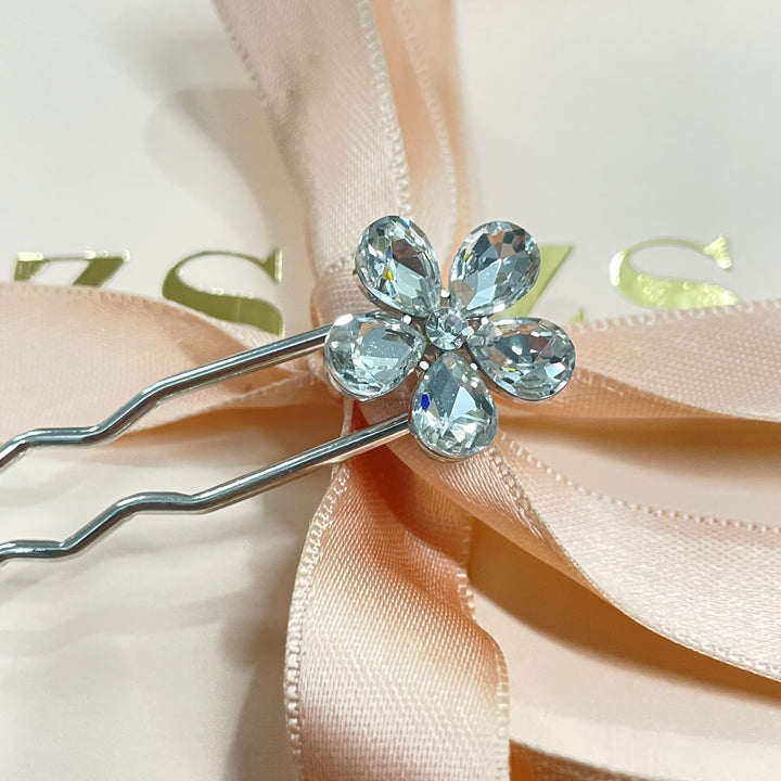 Flower Swarovski pin