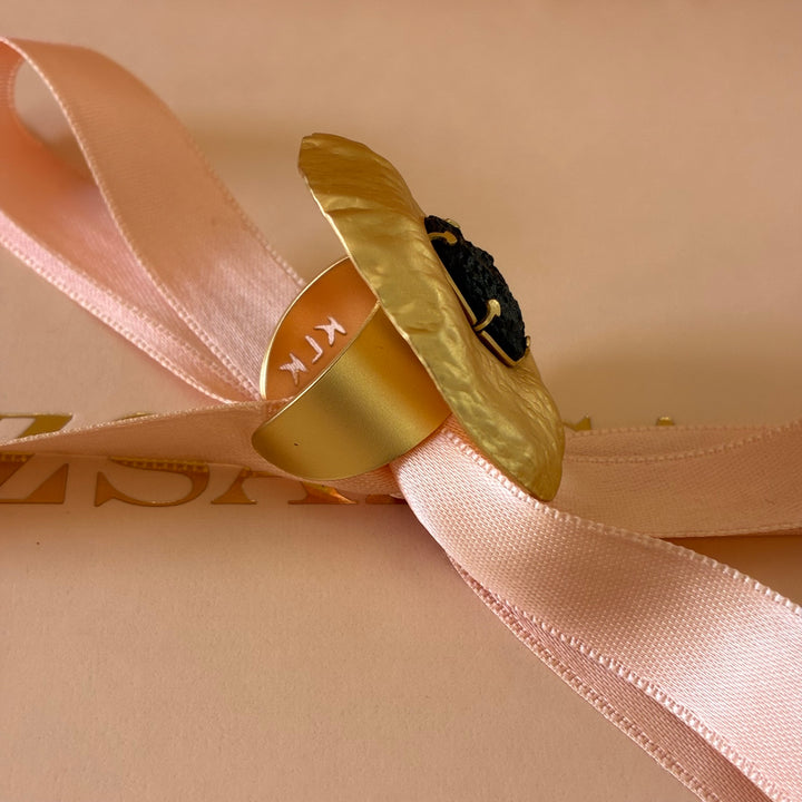 Handmade black gold plated set