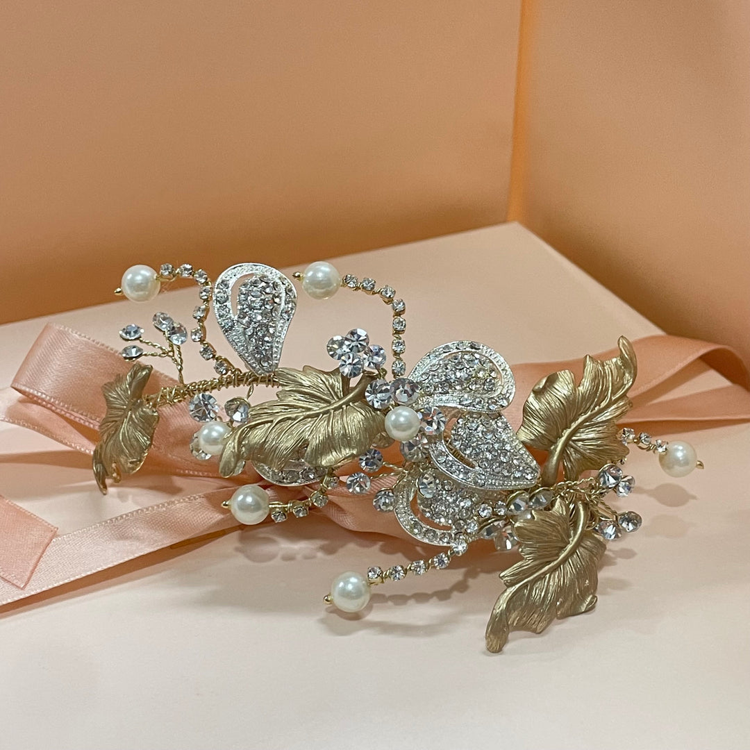 Gold leaves hamdmade hair clip